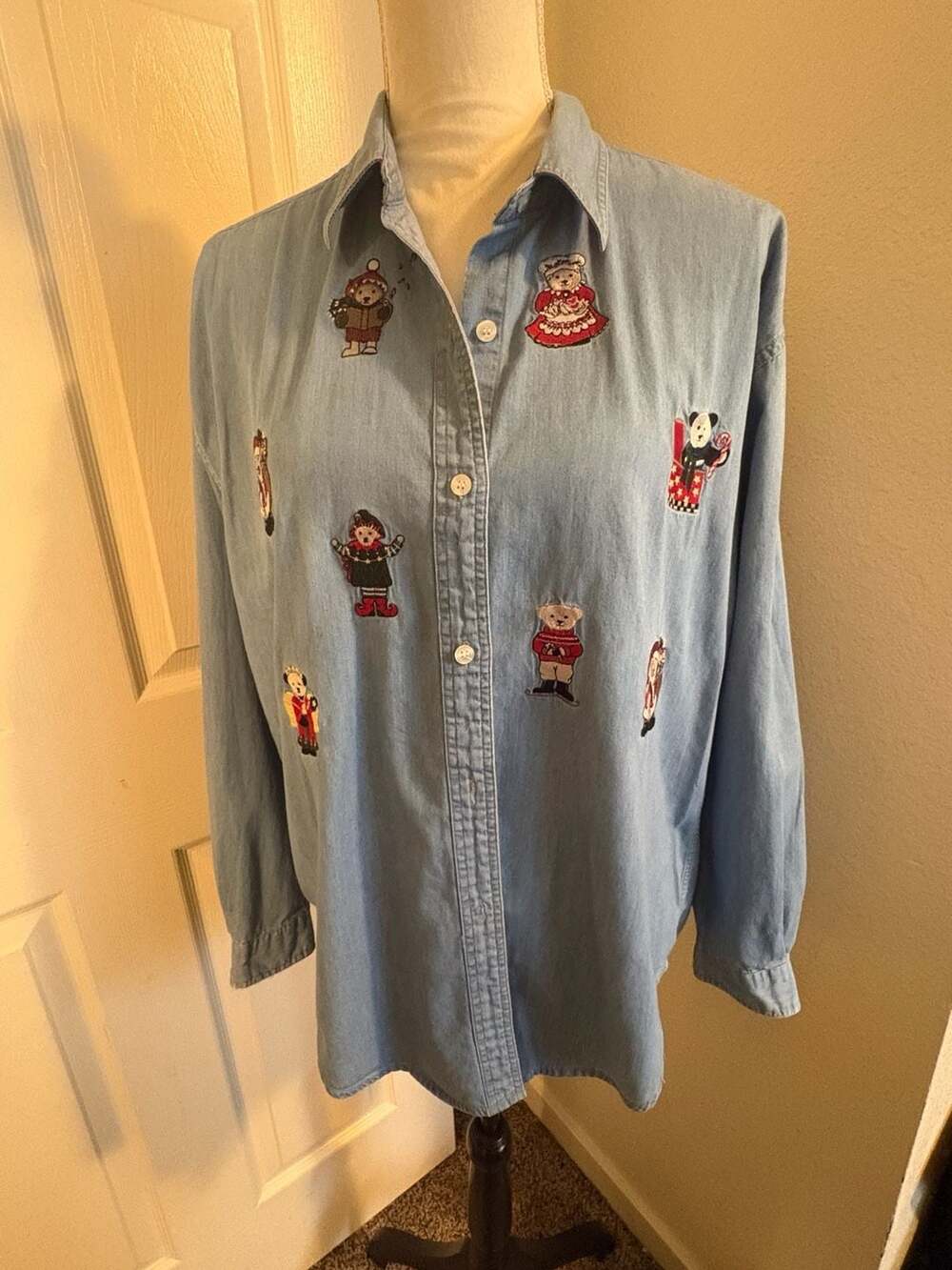 Whimsical Woolrich Vintage Denim Shirt Embroidered Christmas Bears Size L